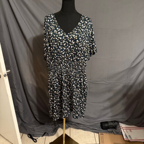 NINE BRITTON Dress Size 2X - Picture 1 of 3